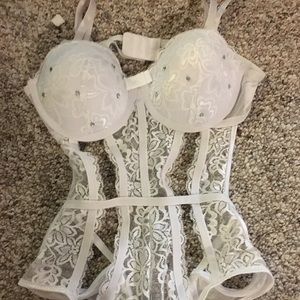 4/65Corset body suit